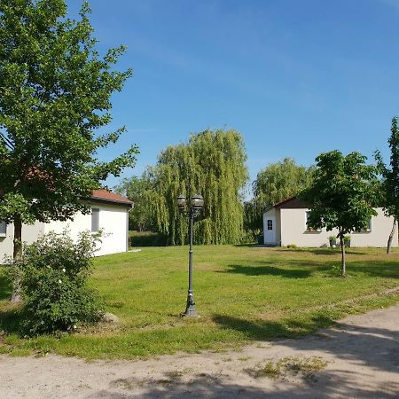Вилла Landhof-Эркнер Экстерьер фото
